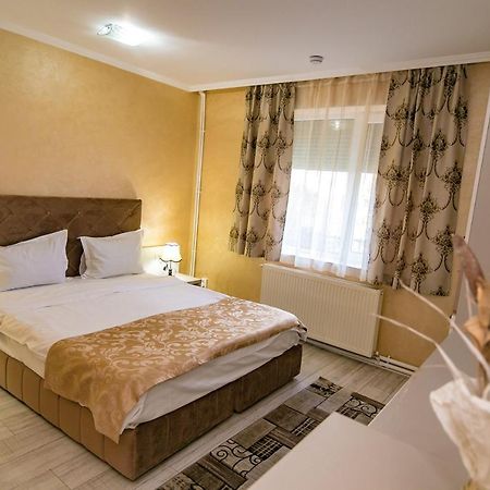 Hotel Floare De Iris Vama Veche Zewnętrze zdjęcie