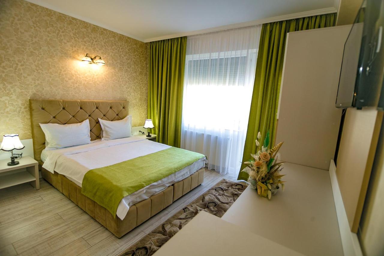 Hotel Floare De Iris Vama Veche Zewnętrze zdjęcie