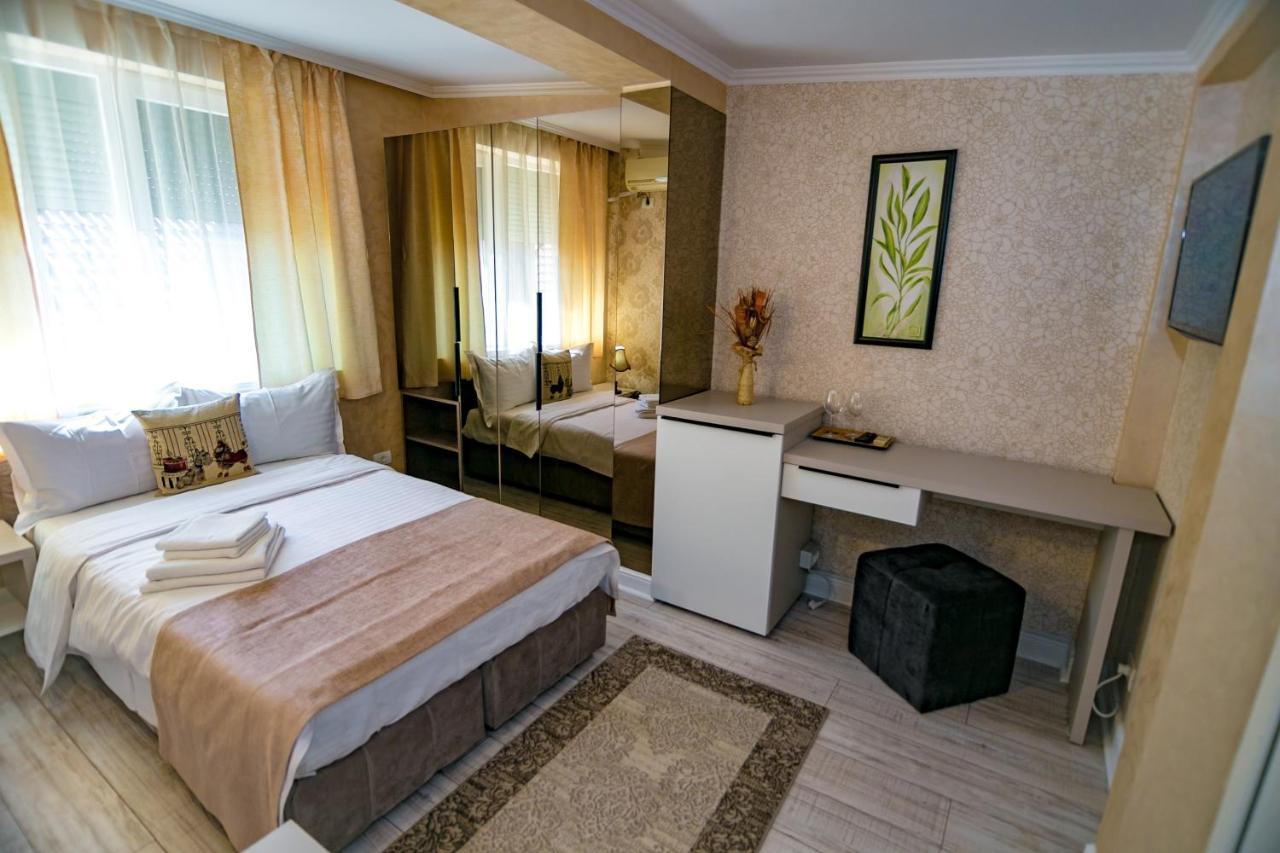 Hotel Floare De Iris Vama Veche Zewnętrze zdjęcie