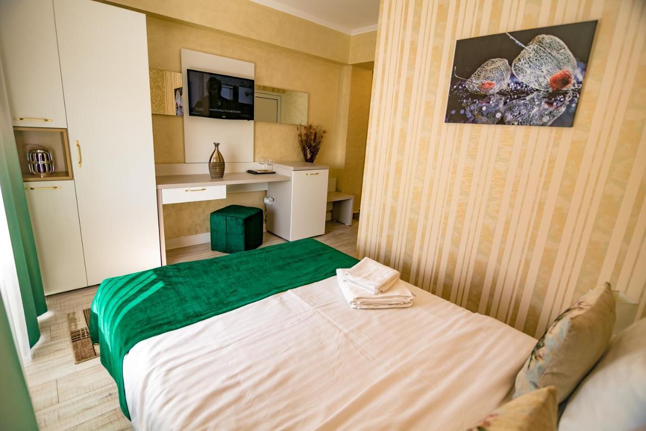 Hotel Floare De Iris Vama Veche Zewnętrze zdjęcie
