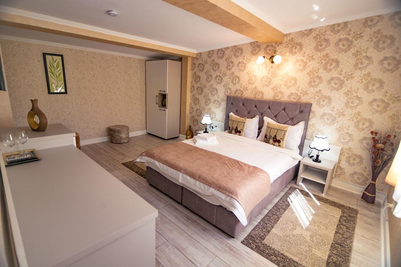 Hotel Floare De Iris Vama Veche Zewnętrze zdjęcie