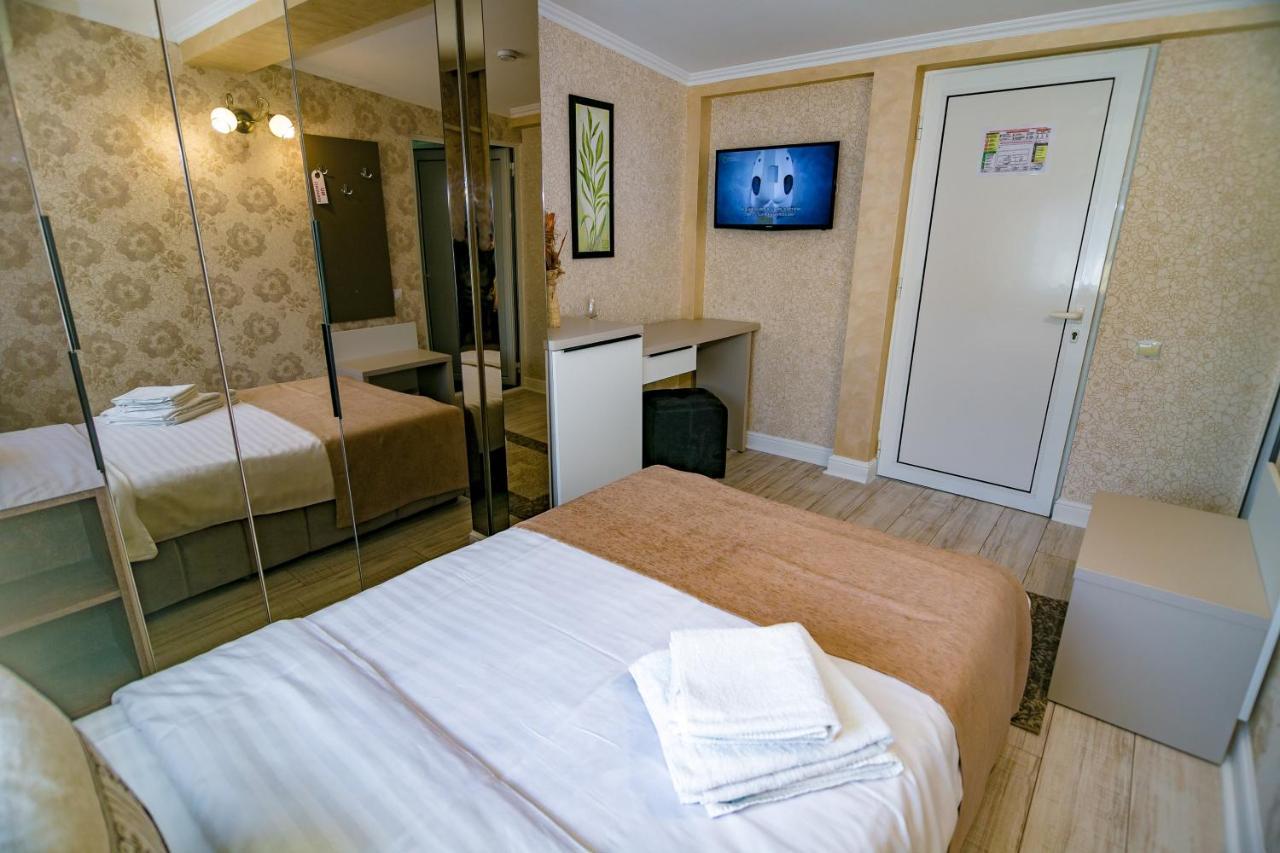 Hotel Floare De Iris Vama Veche Zewnętrze zdjęcie