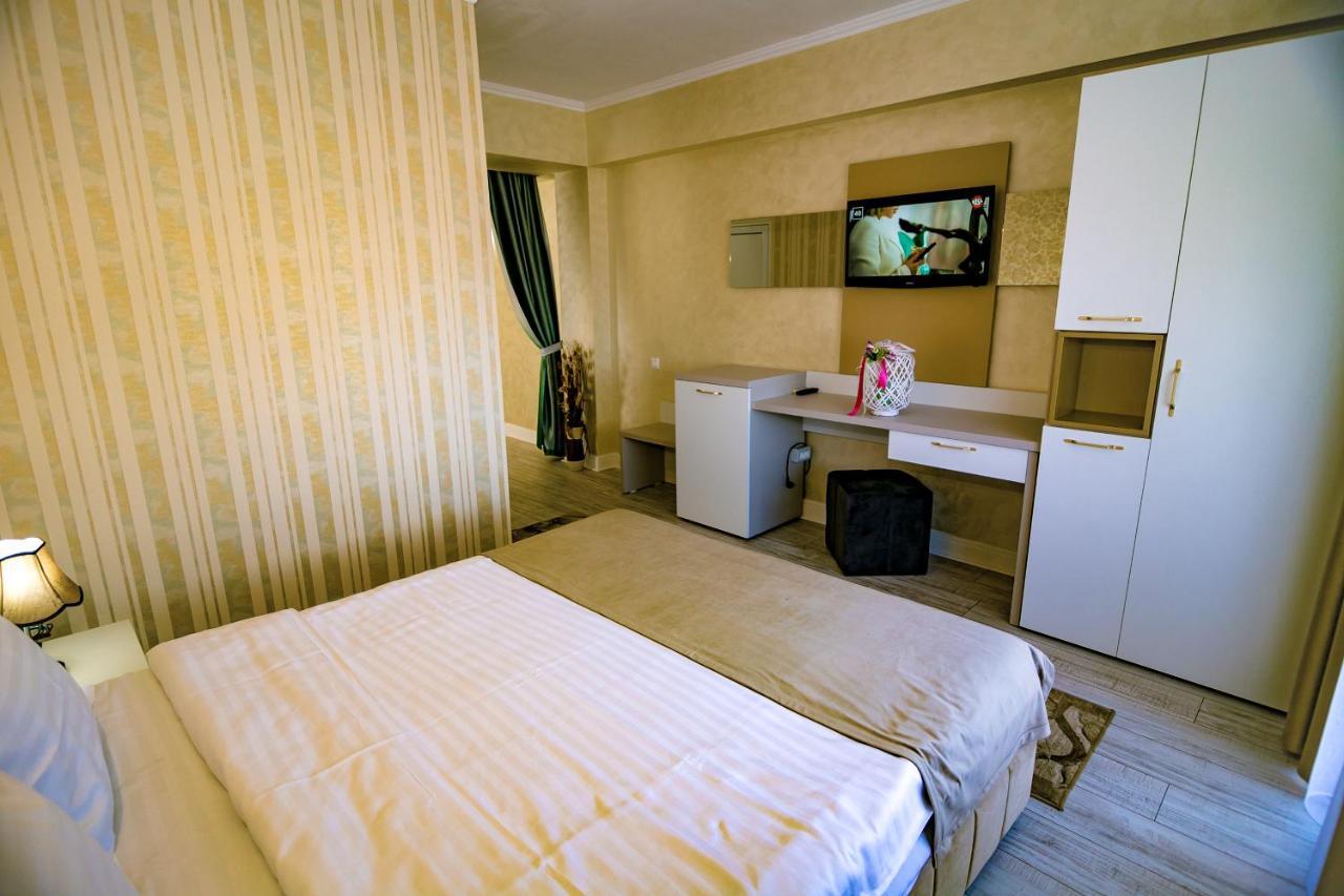 Hotel Floare De Iris Vama Veche Zewnętrze zdjęcie